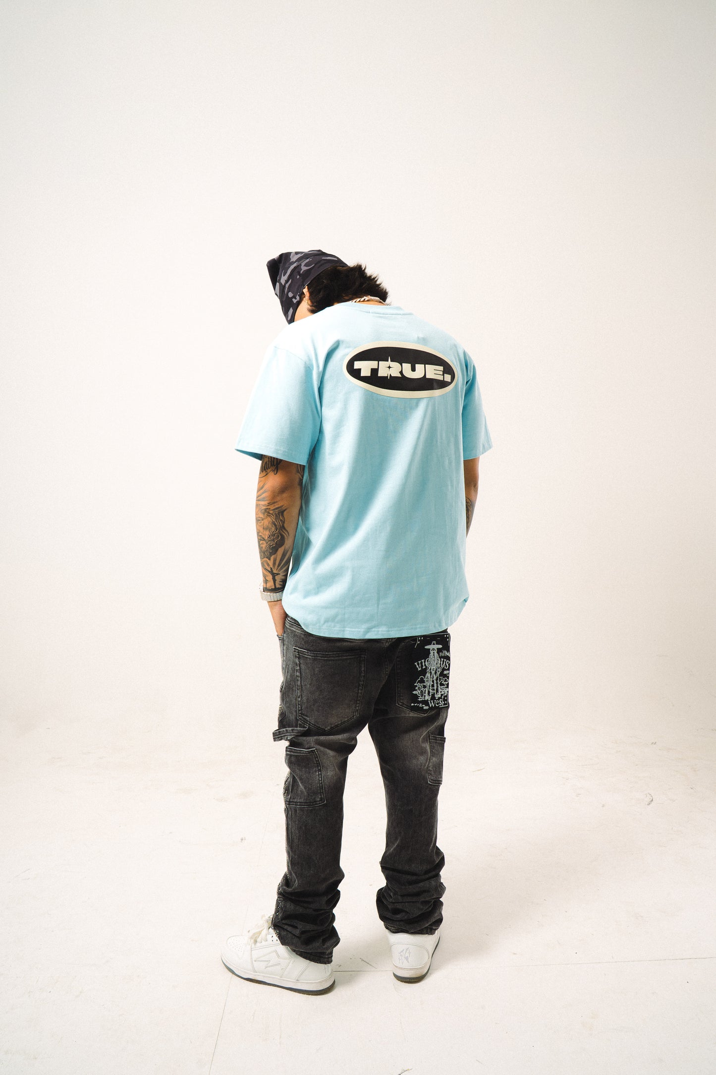 TRUE MOONLIGHT TEE - PASTEL BLUE
