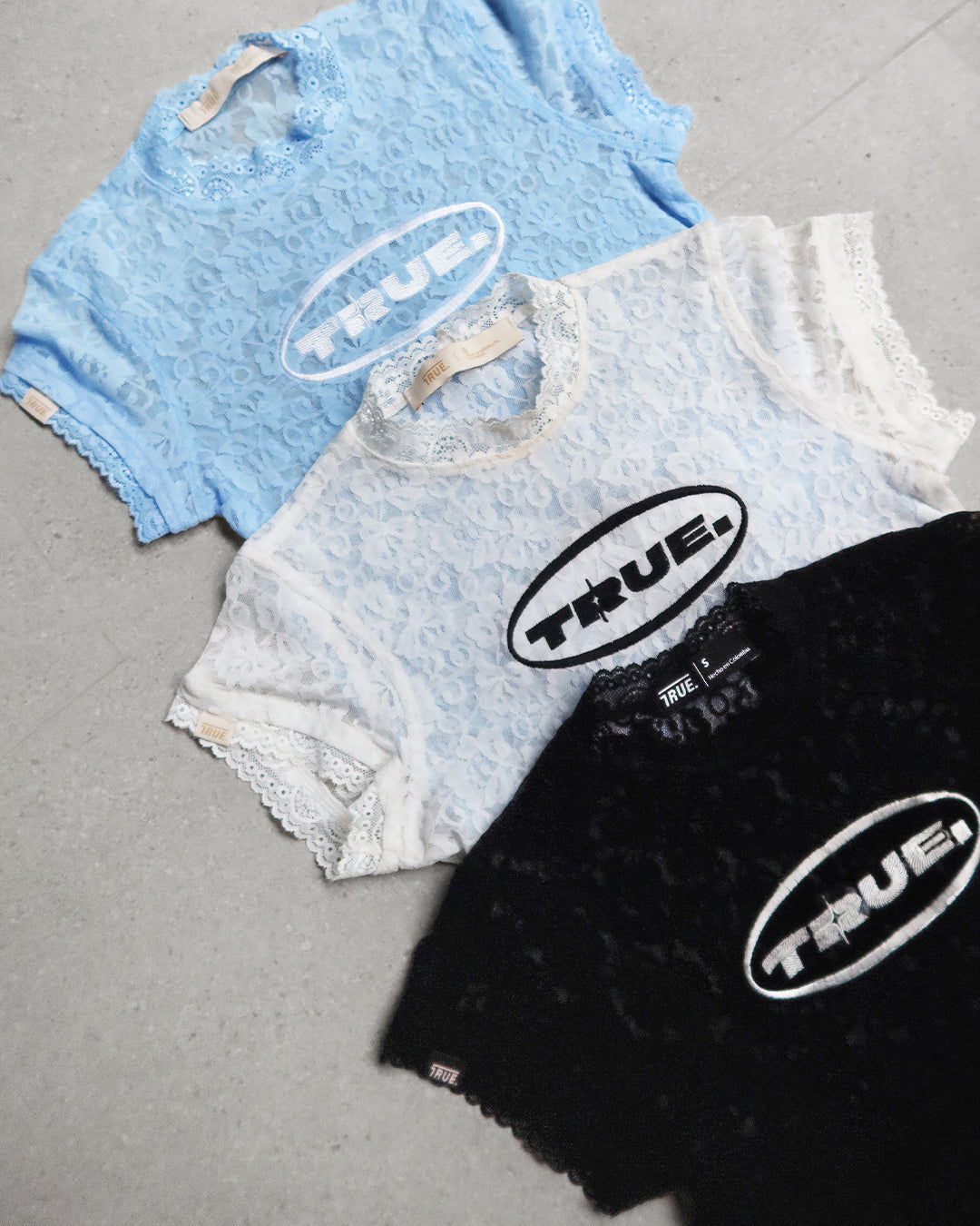 TRUE FLORAL LACE BABY TEE - CREAM
