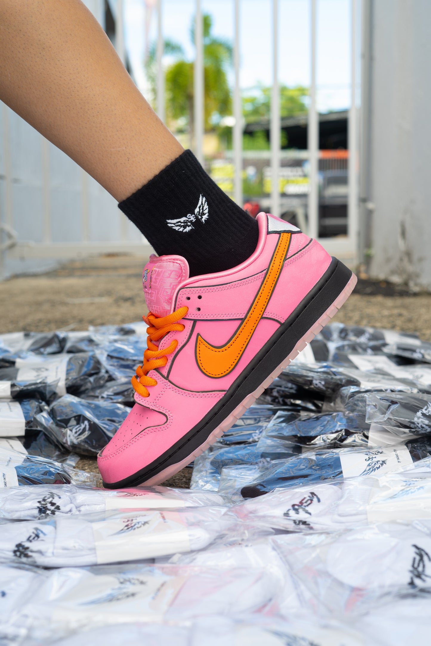 FANTASY SUPPLY ESSENTIAL SOCKS - BLACK