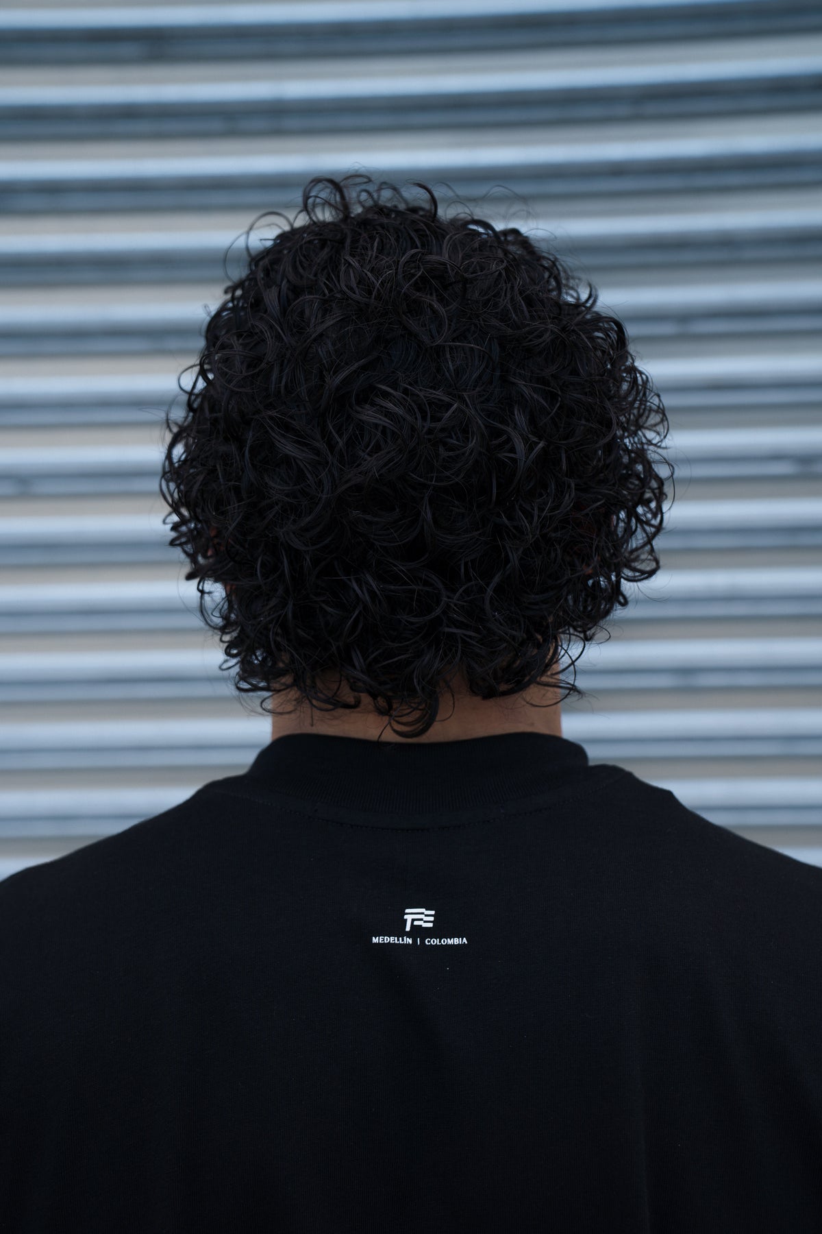 TRUE CLASSIC TEE - BLACK