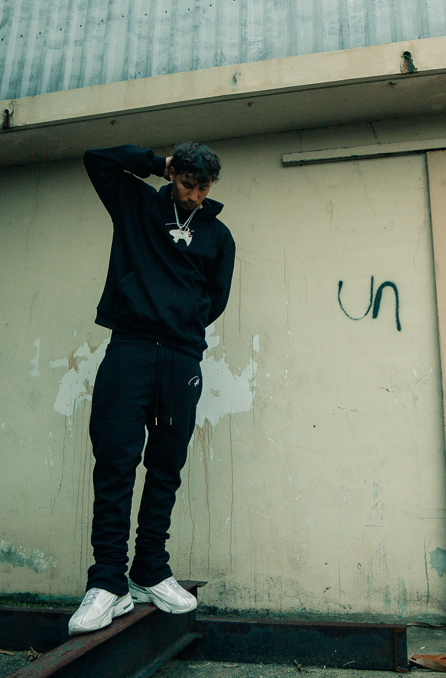 REMERS x FANTASY SUPPLY HOODIE - BLACK