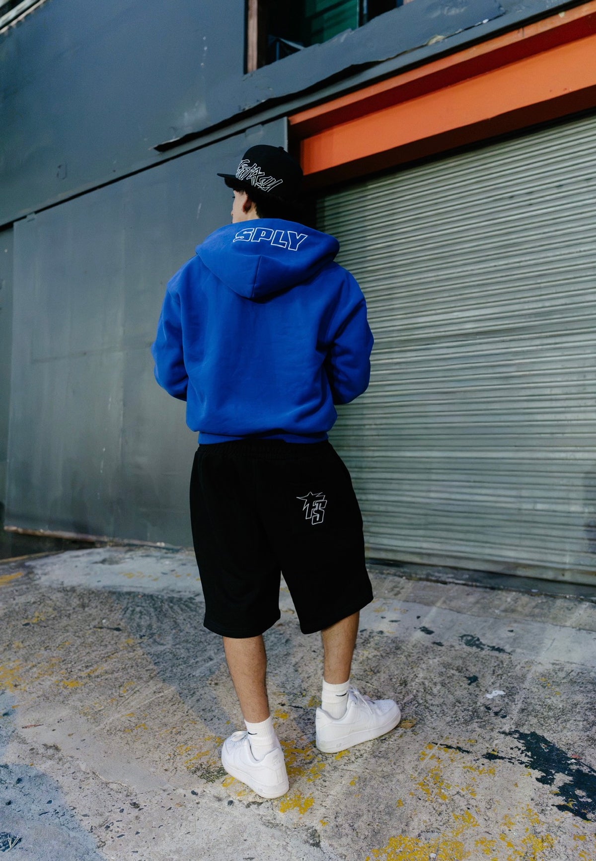 FANTASY SUPPLY FLEECE SHORTS - BLACK